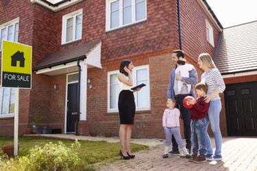 7 ways a mortgage adviser could help you secure your next home